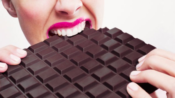 Черный шоколад: польза и вред для женщин и мужчин