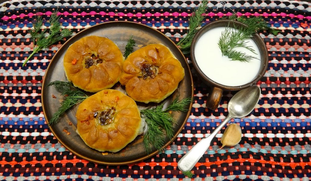 Перемячи – татарская выпечка с мясом