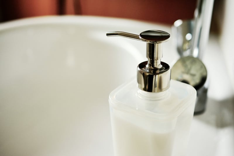 Как использовать остатки мыла: простые и оригинальные лайфхаки